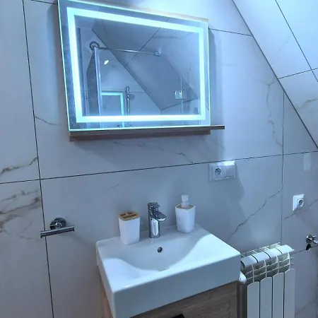 Kowalowka アパート